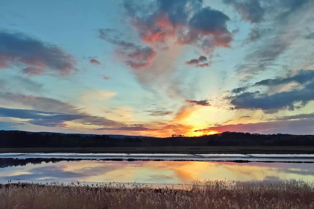 Shorepark - Waterfront Cottage With Stunning Views Dumfries Luaran gambar